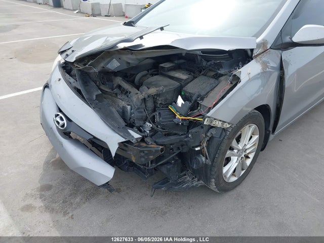 2013 Hyundai Elantra Gt მანქანა იყიდება აუქციონზე, vin: KMHD35LE0DU092430, აუქციონის ნომერი: 12627633