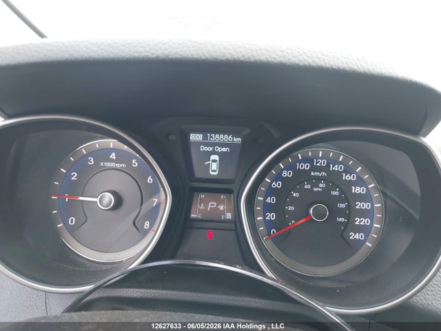 2013 Hyundai Elantra Gt მანქანა იყიდება აუქციონზე, vin: KMHD35LE0DU092430, აუქციონის ნომერი: 12627633