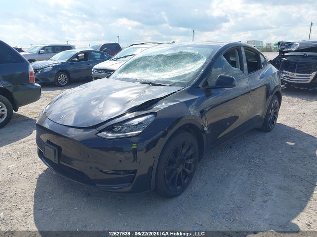 7SAYGDEE7NF575203 Tesla Model Y