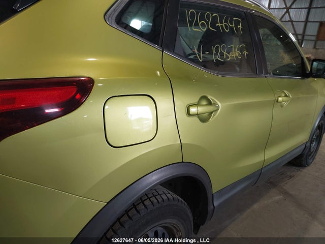 12627647 :رقم المزاد ، JN1BJ1CR5HW128767 vin ، 2017 Nissan Qashqai S/sl/sv مزاد بيع