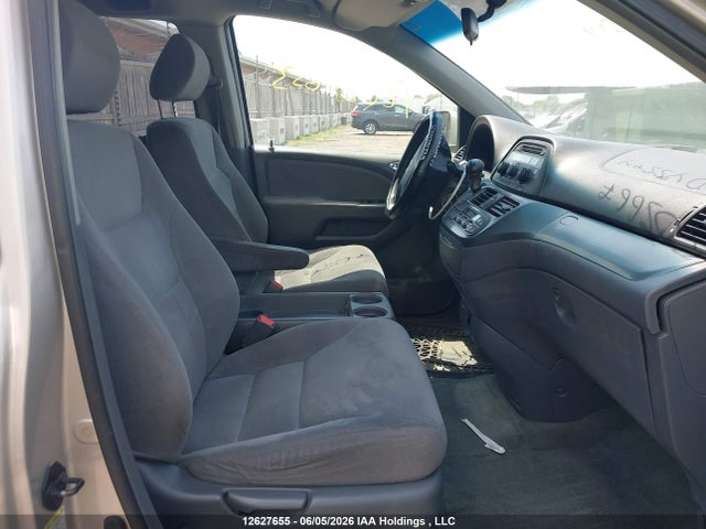 12627655 :رقم المزاد ، 5FNRL38426B505667 vin ، 2006 Honda Odyssey Ex مزاد بيع