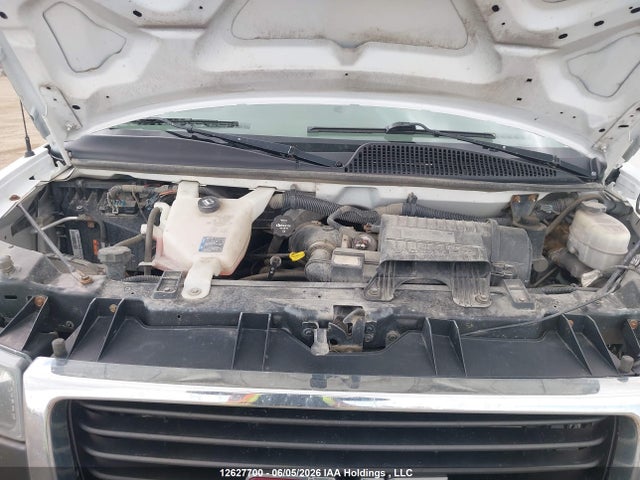 GMC Savana 2500 1wt 2015 1GTW7FCF4F1132948 Image 10