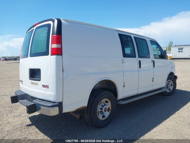 GMC Savana 2500 1wt 2015 1GTW7FCF4F1132948 Image 4