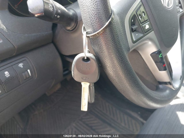 Продажа на аукционе авто 2015 Hyundai Accent Gl, vin: KMHCT5AE6FU233826, номер лота: 12624138