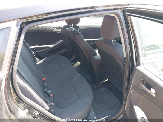 Продажа на аукционе авто 2015 Hyundai Accent Gl, vin: KMHCT5AE6FU233826, номер лота: 12624138