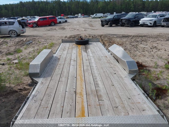 Action Flat Deck 2023 2B9UAG2E8PS282226 Image 8