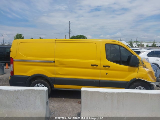 Ford Transit T-150 2017 1FTYE1YM2HKB23736 Image 14