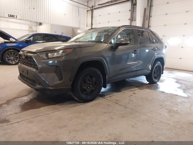 2T3B1RFV7MC204746 Toyota RAV4 LE