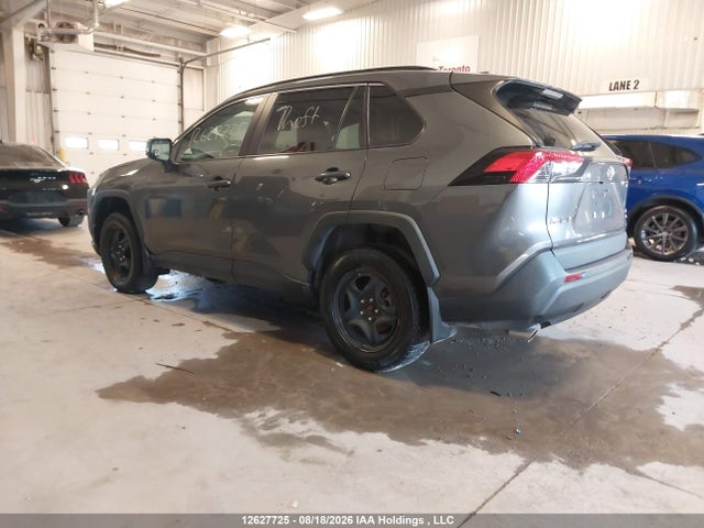 2T3B1RFV7MC204746 Toyota RAV4 LE