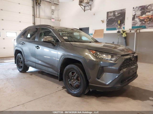 2T3B1RFV7MC204746 Toyota RAV4 LE