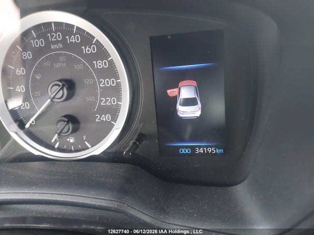12627740 :رقم المزاد ، 5YFBPMBE1NP350609 vin ، 2022 Toyota Corolla Le/xle مزاد بيع