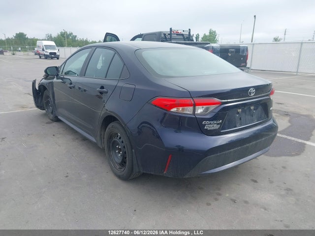 12627740 :رقم المزاد ، 5YFBPMBE1NP350609 vin ، 2022 Toyota Corolla Le/xle مزاد بيع