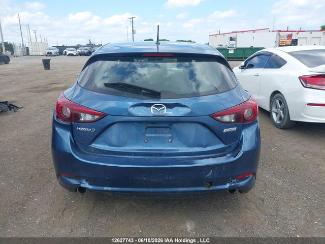 Aukcja sprzedaży 2018 Mazda Mazda3 50th Anniversary Edition/gs, vin: 3MZBN1L79JM245643, numer aukcji: 12627743