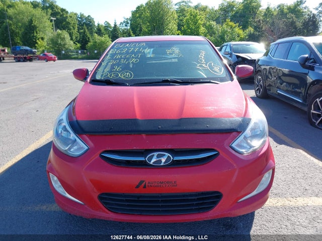 12627744 :رقم المزاد ، KMHCT5AE8FU203470 vin ، 2015 Hyundai Accent Se مزاد بيع