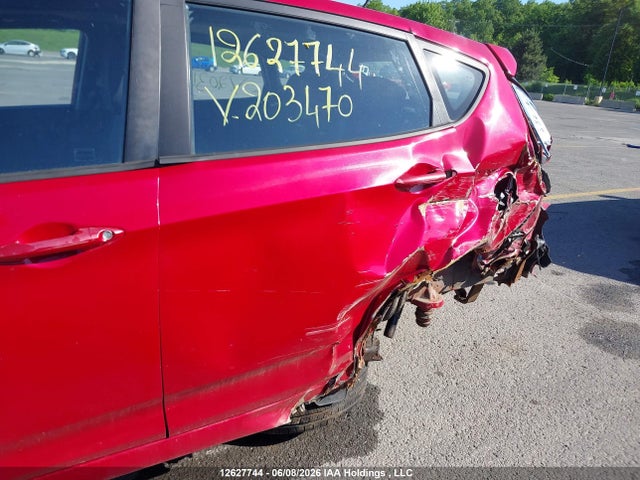 12627744 :رقم المزاد ، KMHCT5AE8FU203470 vin ، 2015 Hyundai Accent Se مزاد بيع