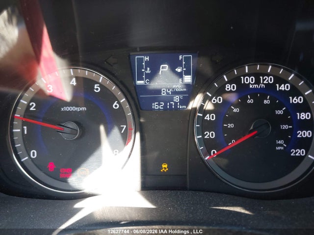 12627744 :رقم المزاد ، KMHCT5AE8FU203470 vin ، 2015 Hyundai Accent Se مزاد بيع