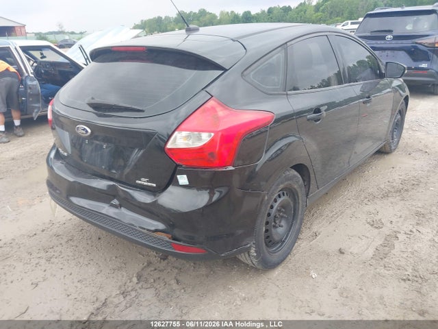 Ford FOCUS SE 2014 1FADP3K28EL331529 Image 4