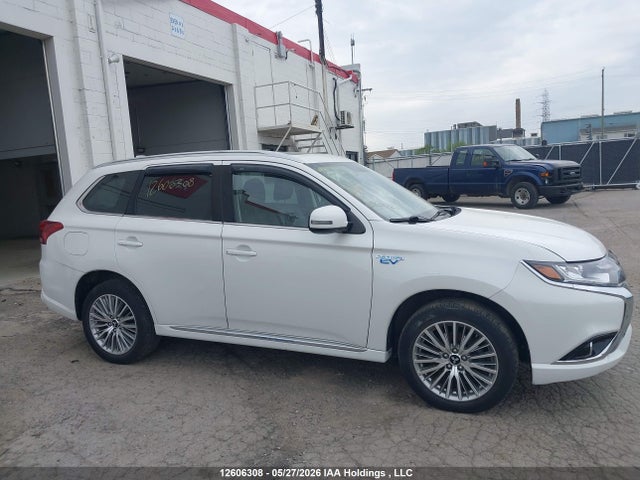 12606308 :رقم المزاد ، JA4J24A53JZ610398 vin ، 2018 Mitsubishi Outlander Phev Gt/se مزاد بيع