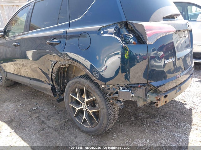 2018 Toyota Rav4 Se მანქანა იყიდება აუქციონზე, vin: 2T3JFREV3JW806407, აუქციონის ნომერი: 12618548
