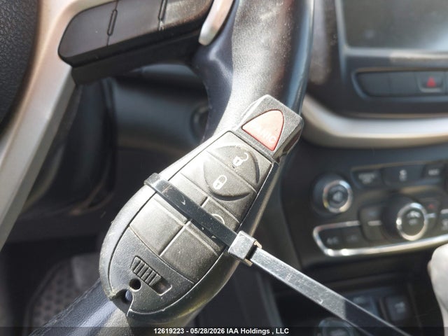2015 Jeep Cherokee North მანქანა იყიდება აუქციონზე, vin: 1C4PJMCB0FW509432, აუქციონის ნომერი: 12619223
