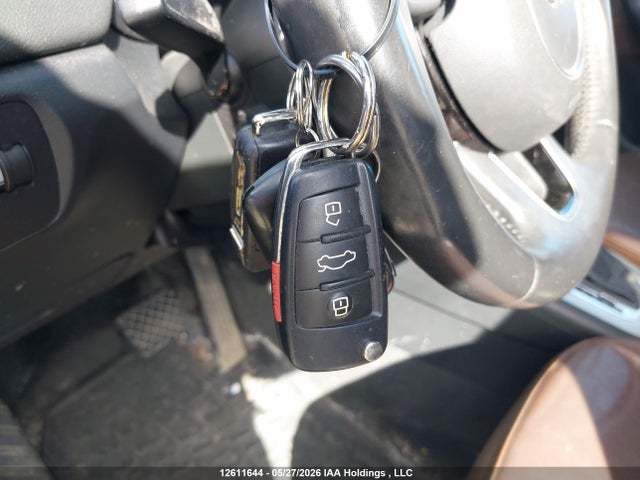 Продажа на аукционе авто 2016 Audi Q3 2.0t Komfort, vin: WA1EFCFS6GR015634, номер лота: 12611644