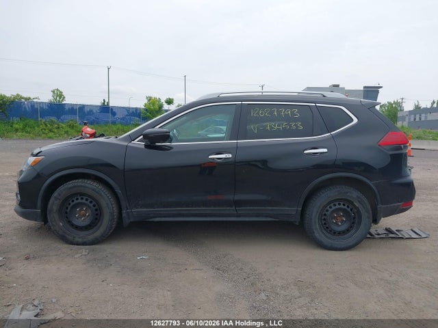 Продаж на аукціоні авто 2017 Nissan Rogue S/sl Platinum/sv, vin: 5N1AT2MV6HC734533, номер лоту: 12627793