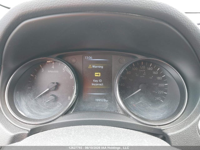Продаж на аукціоні авто 2017 Nissan Rogue S/sl Platinum/sv, vin: 5N1AT2MV6HC734533, номер лоту: 12627793