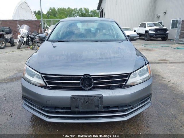2015 Volkswagen Jetta 2.0l Trendline/2.0l Trendline+ მანქანა იყიდება აუქციონზე, vin: 3VW1K7AJ9FM255313, აუქციონის ნომერი: 12627801