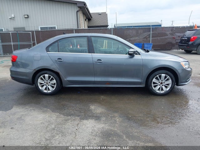 2015 Volkswagen Jetta 2.0l Trendline/2.0l Trendline+ მანქანა იყიდება აუქციონზე, vin: 3VW1K7AJ9FM255313, აუქციონის ნომერი: 12627801