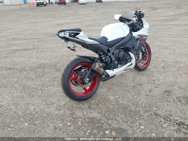 Suzuki GSX-R600 2025 JS1GN7FA9S7101499 Image 4
