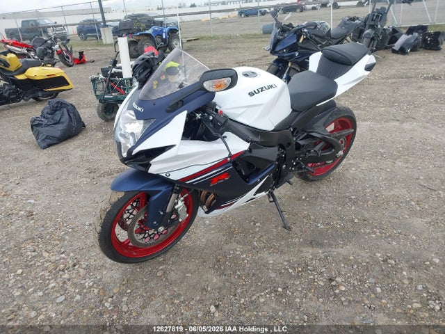 Suzuki GSX-R600 2025 JS1GN7FA9S7101499 Image 9