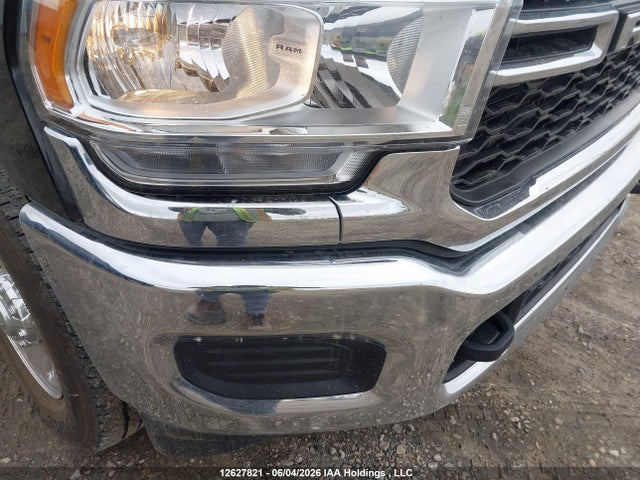 3C63R3GL6RG136928 RAM 3500 Tradesman