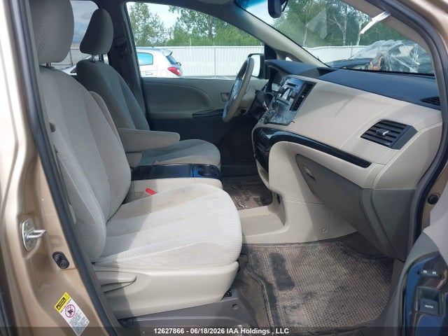 2013 Toyota Sienna Le მანქანა იყიდება აუქციონზე, vin: 5TDKK3DC9DS319036, აუქციონის ნომერი: 12627866