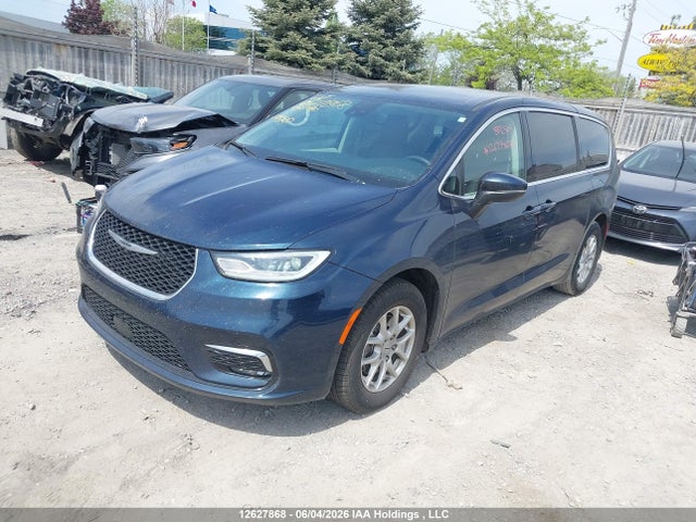 Chrysler Pacifica Touring L 2023 2C4RC1BG4PR561090 Image 2