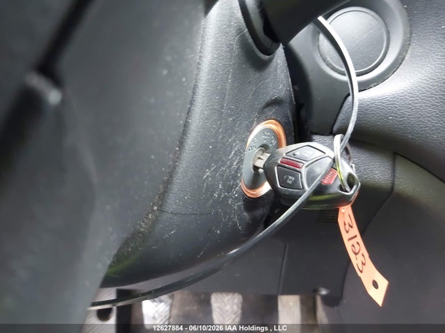 12627884 :رقم المزاد ، 4A4AH3AU5FE602588 vin ، 2015 Mitsubishi Rvr مزاد بيع