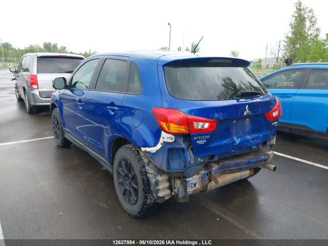12627884 :رقم المزاد ، 4A4AH3AU5FE602588 vin ، 2015 Mitsubishi Rvr مزاد بيع