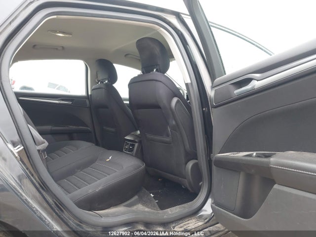 1FA6P0H77F5100492 Ford FUSION SE