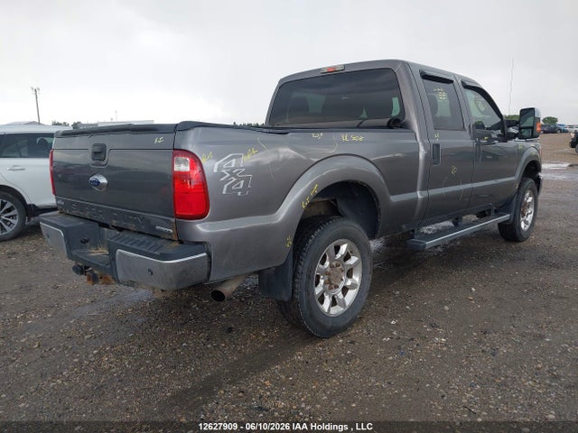 Ford F250 Super Duty 2014 1FT7W2B62EEA39922 Image 4