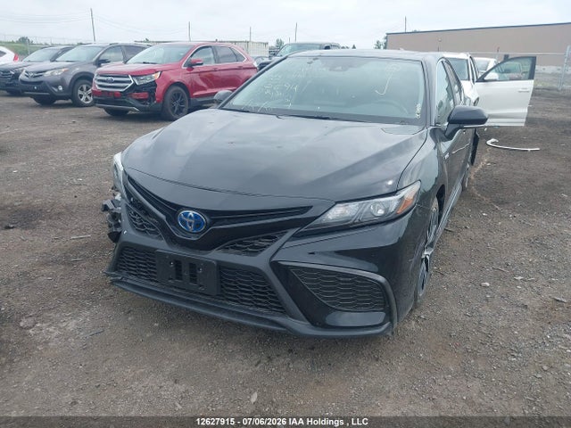2021 Toyota Camry Hybrid Se მანქანა იყიდება აუქციონზე, vin: 4T1B21HKXMU015694, აუქციონის ნომერი: 12627915
