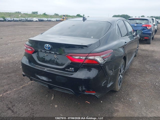 2021 Toyota Camry Hybrid Se მანქანა იყიდება აუქციონზე, vin: 4T1B21HKXMU015694, აუქციონის ნომერი: 12627915