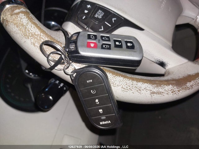 12627929 :رقم المزاد ، 5TDDK3DC1CS041269 vin ، 2012 Toyota Sienna Xle 7 Passenger مزاد بيع