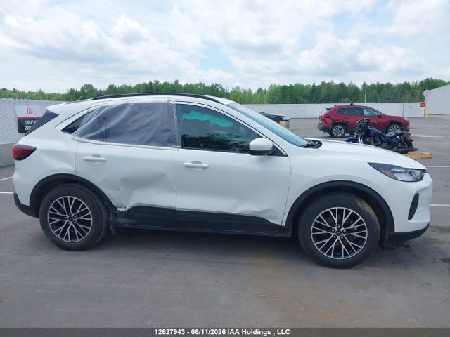 12627943 :رقم المزاد ، 1FMCU0E19PUB28674 vin ، 2023 Ford Escape Phev مزاد بيع