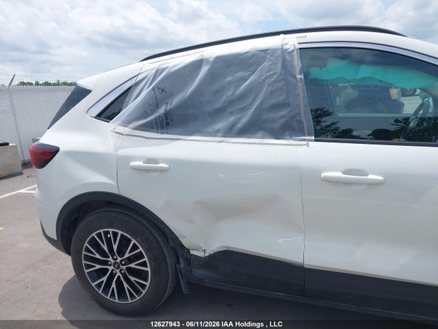 12627943 :رقم المزاد ، 1FMCU0E19PUB28674 vin ، 2023 Ford Escape Phev مزاد بيع
