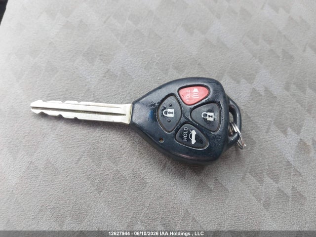 2010 Toyota Corolla Ce მანქანა იყიდება აუქციონზე, vin: 2T1BU4EE4AC204820, აუქციონის ნომერი: 12627944