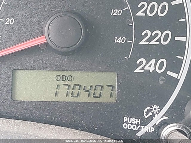 2010 Toyota Corolla Ce მანქანა იყიდება აუქციონზე, vin: 2T1BU4EE4AC204820, აუქციონის ნომერი: 12627944