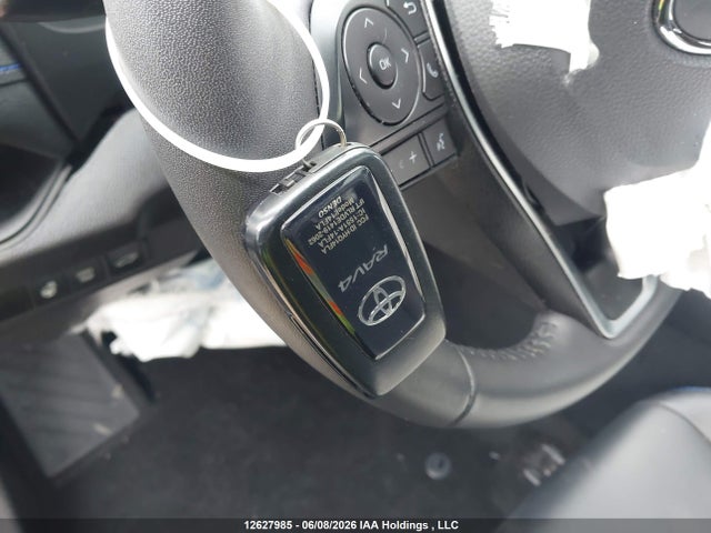 2T35WRFV7SW288786 Toyota RAV4 XSE