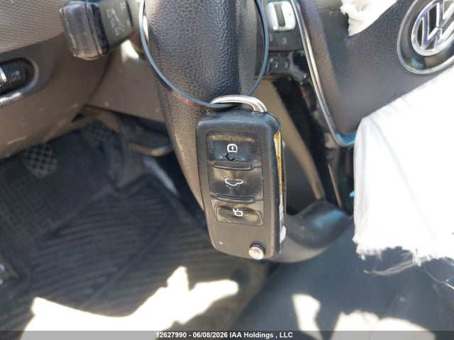 2015 Volkswagen Jetta 2.0l Trendline/2.0l Trendline+ მანქანა იყიდება აუქციონზე, vin: 3VW1K7AJ4FM416358, აუქციონის ნომერი: 12627990
