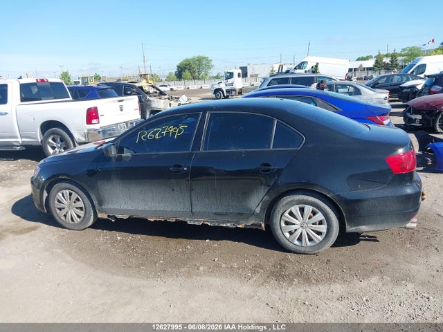 2011 Volkswagen Jetta მანქანა იყიდება აუქციონზე, vin: 3VW2K7AJ8BM348726, აუქციონის ნომერი: 12627995
