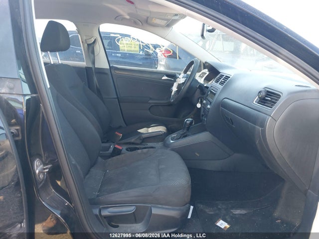 2011 Volkswagen Jetta მანქანა იყიდება აუქციონზე, vin: 3VW2K7AJ8BM348726, აუქციონის ნომერი: 12627995