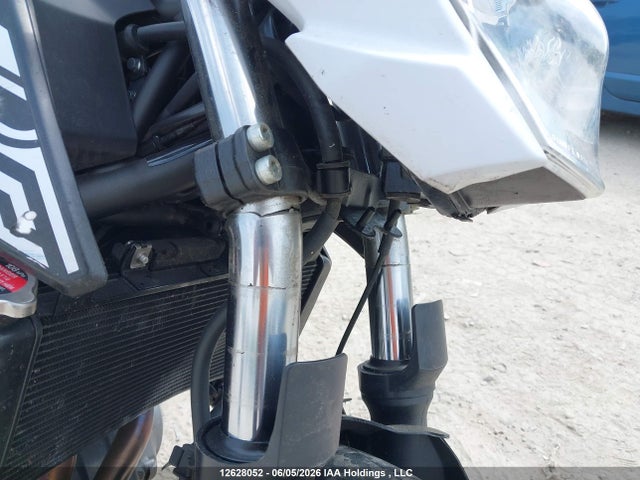 JKAEREH16KDA40971 Kawasaki Er650 H